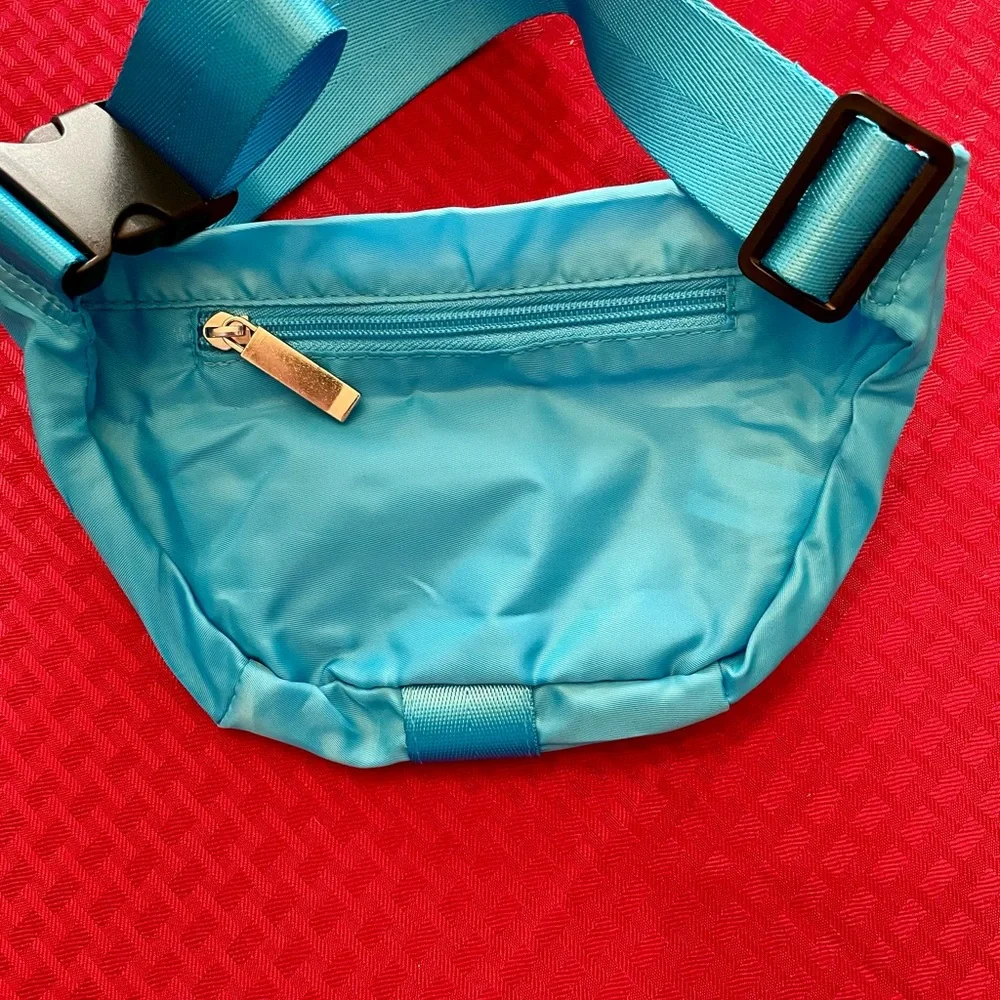 Turquoise Fanny Pack/Crossbody Bag - Picture 7 of 10